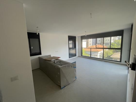 מעלה השחר 5 (יד לבנים)