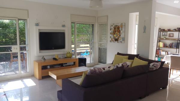 ברקת 16 (השמורה)