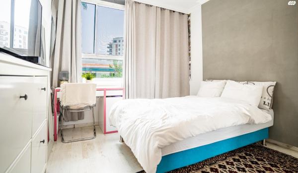 סמטת שלוש 24 (שבזי)