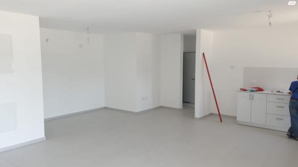 לאה גולדברג 10 (משכנות אומנים (כורדני))