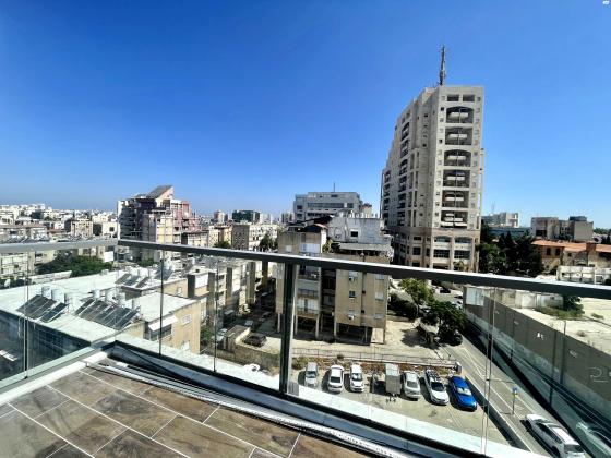 טיומקין 6 (הראשונים)