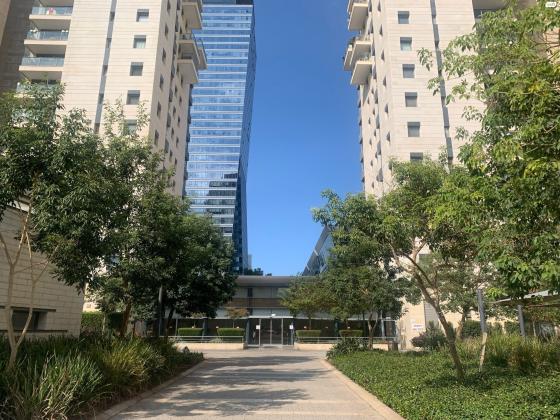 שדרות ההשכלה 17 (בצרון)