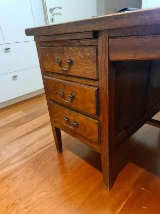 שולחן עבודה אנגלי עתיק יחודי