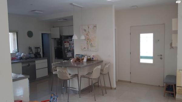 ברקת 16 (השמורה)