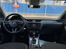 סקודה אוקטביה Ambition אוט' 1.5 (150 כ''ס) בנזין 2019 למכירה ב