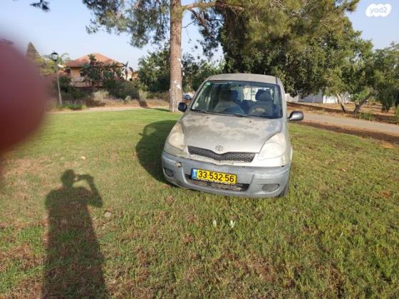 טויוטה יאריס Verso Luna אוט' 1.3 (86 כ"ס) בנזין 2004 למכירה בגאולים