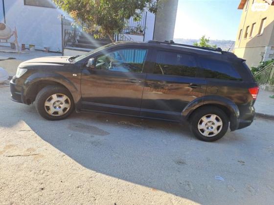 דודג' ג'רני SE אוט' 7 מק' 2.4 (168 כ"ס) בנזין 2009 למכירה באריאל