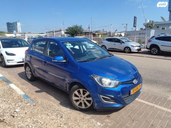 יונדאי i20 Inspire אוט' 1.4 (100 כ"ס) [2009-2015] בנזין 2012 למכירה בתל אביב יפו