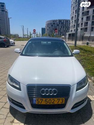 אאודי A3 Sportback Sharp אוט' 1.2 (105 כ''ס) בנזין 2011 למכירה ברמת גן