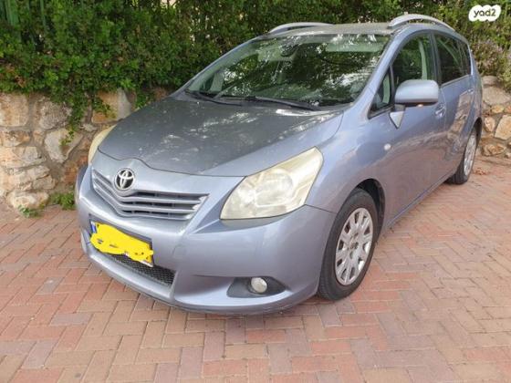 טויוטה ורסו GLI Plus אוט' 1.8 (147 כ"ס) בנזין 2011 למכירה במורשת