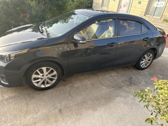 טויוטה קורולה GLI-FL אוט' 1.6 (132 כ''ס) [2013-2016] בנזין 2015 למכירה באום אל פחם