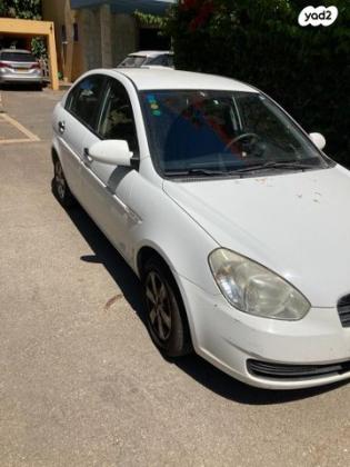 יונדאי אקסנט (עד 2012) GL אוט' 1.4 (97 כ''ס) בנזין 2011 למכירה בבת שלמה