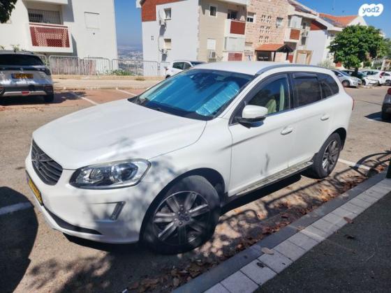 וולוו XC60 T5 Active אוט' 2.0 (245 כ"ס) בנזין 2016 למכירה בחיפה