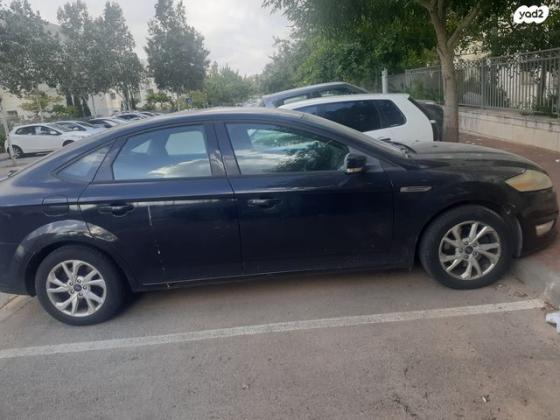 פורד מונדאו Trend סדאן אוט' 2.0 (203 כ''ס) בנזין 2013 למכירה באריאל