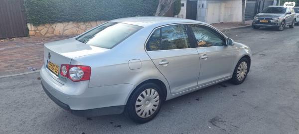 פולקסווגן ג'טה Comfortline אוט' 2.0 (150 כ''ס) בנזין 2008 למכירה ברעננה