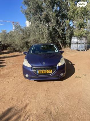 פיג'ו 208 Active ידני 1.2 (82 כ"ס) בנזין 2016 למכירה באור יהודה