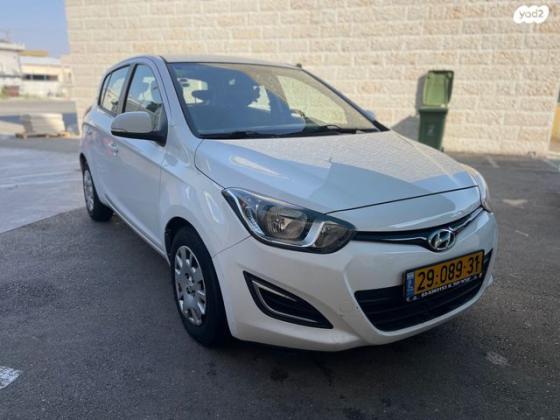יונדאי i20 Insight אוט' 1.4 (100 כ"ס) בנזין 2014 למכירה בגן יבנה