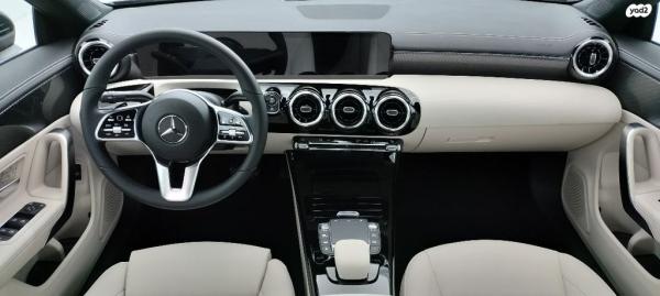 מרצדס CLA CLA180 Sport אוט' 1.3 (136 כ''ס) בנזין 2023 למכירה ב
