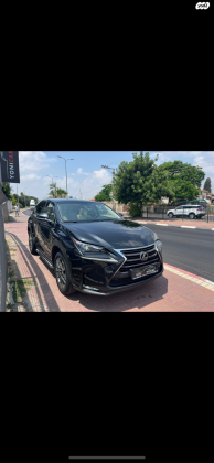 לקסוס NX 4X4 NX200T Premium אוט' 2.0 (238 כ"ס) בנזין 2018 למכירה בגדרה