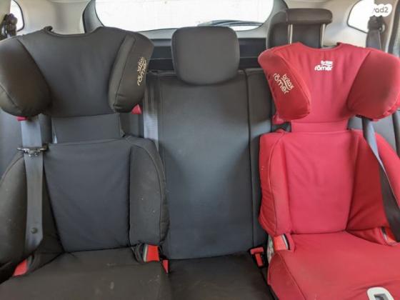 רנו מגאן אסטייט/ גראנד טור Expression אוט' 1.2 (132 כ''ס) בנזין 2016 למכירה בנתניה