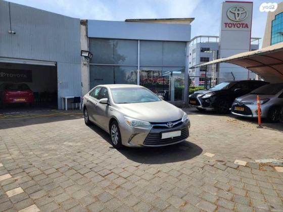 טויוטה קאמרי LE הייבריד אוט' 2.5 (158 כ"ס) בנזין 2016 למכירה באור יהודה