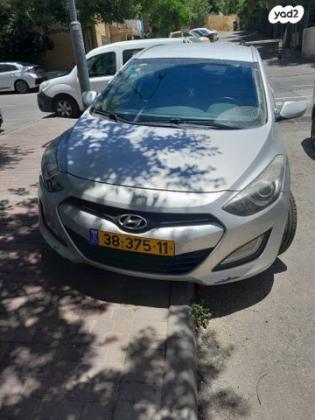 יונדאי i30 Inspire סטיישן אוט' 1.6 (135 כ"ס) בנזין 2013 למכירה בירושלים