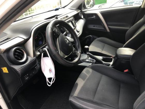 טויוטה RAV4 ארוך 4X4 Premium אוט' 2.0 (151 כ''ס) בנזין 2014 למכירה ביבנה
