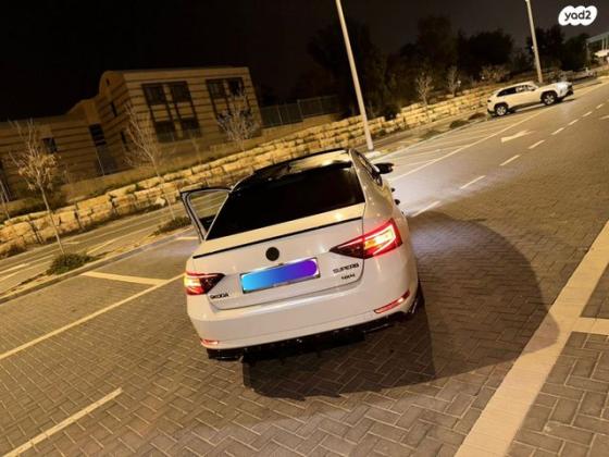 סקודה סופרב (עד 2019) 4X4 L&K אוט' 2.0 (280 כ"ס) בנזין 2016 למכירה ברהט