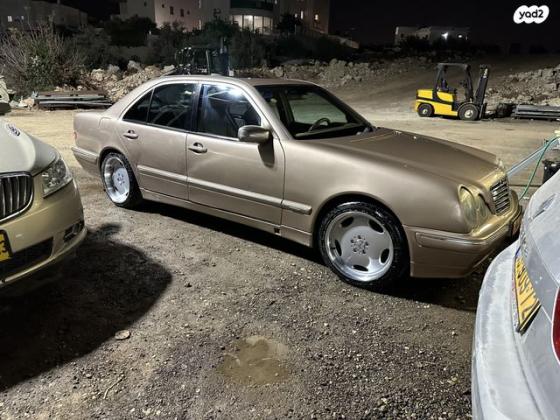 מרצדס E-Class E320 Luxury אוט' 3.2 (224 כ''ס) בנזין 2001 למכירה בבת חפר