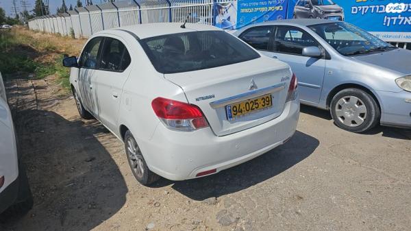 מיצובישי אטראז' Instyle אוט' 1.2 (80 כ"ס) בנזין 2016 למכירה בלוד