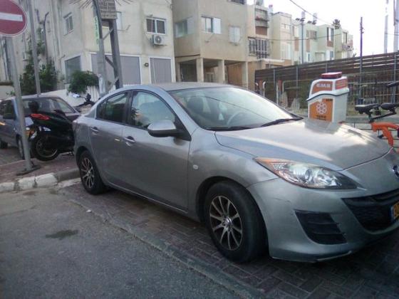 מאזדה i Active סדאן אוט' 1.6 (105 כ''ס) בנזין 2010 למכירה בחולון
