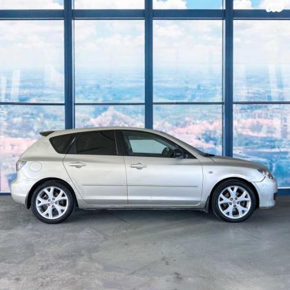 מאזדה j Spirit הצ'בק אוט' 2.0 (150 כ''ס) בנזין 2008 למכירה ברעננה