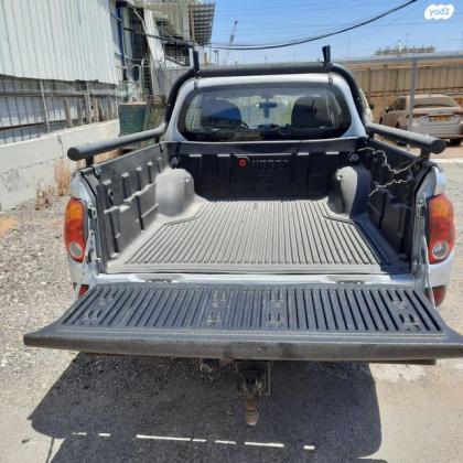 מיצובישי L200 האנטר 2X4 GL דאבל קבינה ידני דיזל 2.5 (136 כ''ס) דיזל 2012 למכירה בחיפה