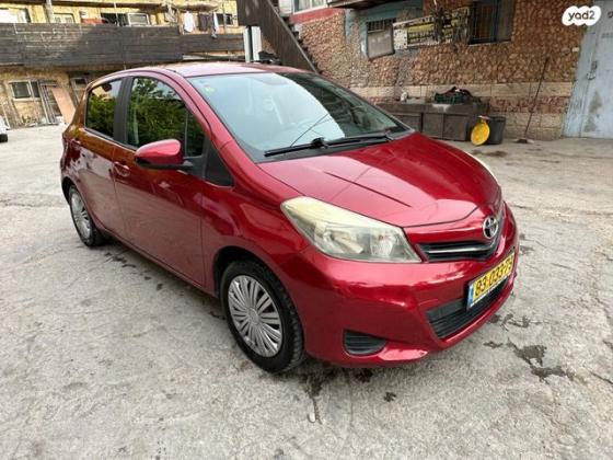 טויוטה יאריס Sol אוט' 1.3 (99 כ"ס) בנזין 2012 למכירה בירושלים