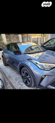 טויוטה C-HR Chic הייבריד אוט' 1.8 (98 כ"ס) בנזין 2022 למכירה בירושלים