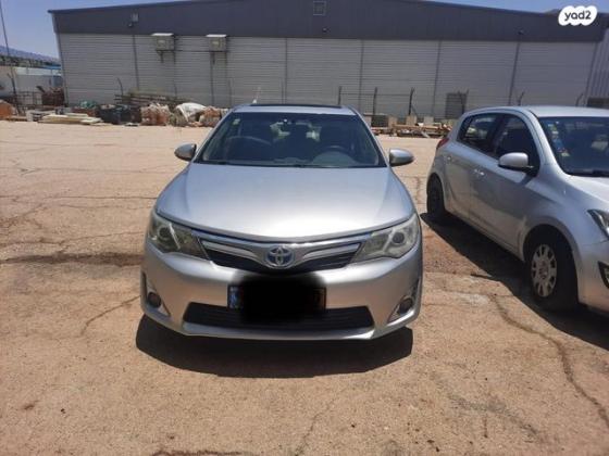 טויוטה קאמרי XLE הייבריד אוט' 2.5 (158 כ"ס) בנזין 2014 למכירה בצופר