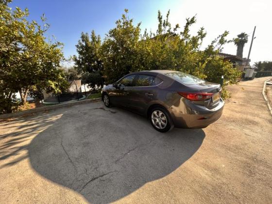 מאזדה i Active סדאן אוט' 1.5 (120 כ''ס) בנזין 2015 למכירה בזכריה