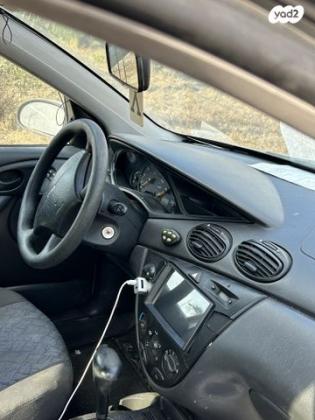 פורד פוקוס LX סדאן אוט' 1.6 (100 כ''ס) בנזין 2001 למכירה בפרדס חנה כרכור