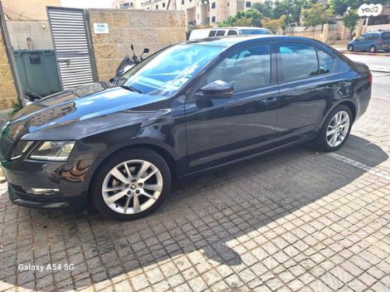 סקודה אוקטביה Exclusive אוט' 1.5 (150 כ''ס) בנזין 2020 למכירה בירושלים