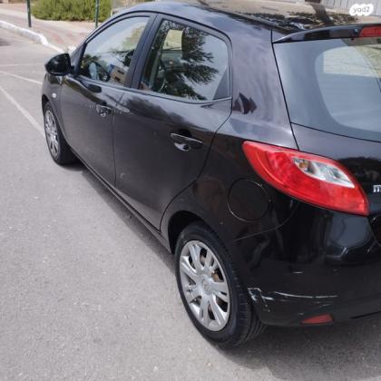 מאזדה H Dynamic אוט' 1.5 (103 כ"ס) בנזין 2014 למכירה בגבעת זאב