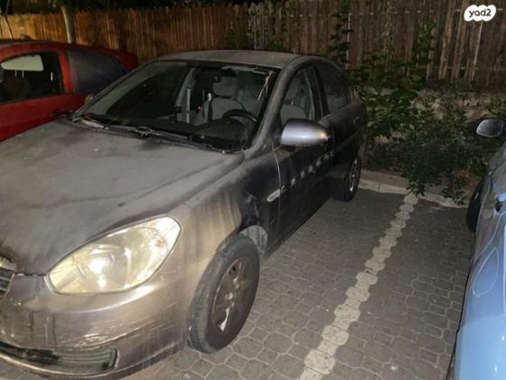 יונדאי אקסנט (עד 2012) GL אוט' 1.4 (97 כ''ס) בנזין 2010 למכירה בראשון לציון