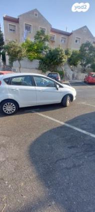 פורד פיאסטה Trend אוט' 1.6 (105 כ"ס) בנזין 2014 למכירה בירושלים