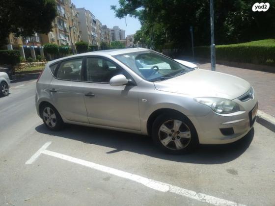 יונדאי i30 Inspire אוט' 1.6 (126 כ''ס) בנזין 2010 למכירה בגבעתיים