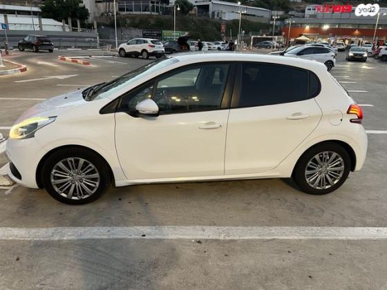 פיג'ו 208 Active Pro אוט' 1.2 (110 כ"ס) בנזין 2017 למכירה בטבריה