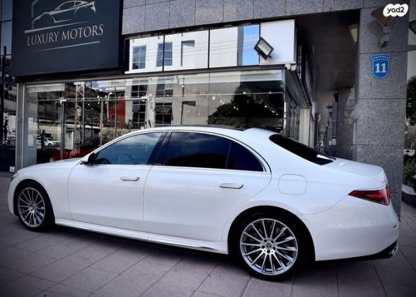 מרצדס S-Class S580E Platinum Plus הייבריד אוט' 3.0 (367 כ''ס) היברידי חשמל / בנזין 2023 למכירה בהרצליה