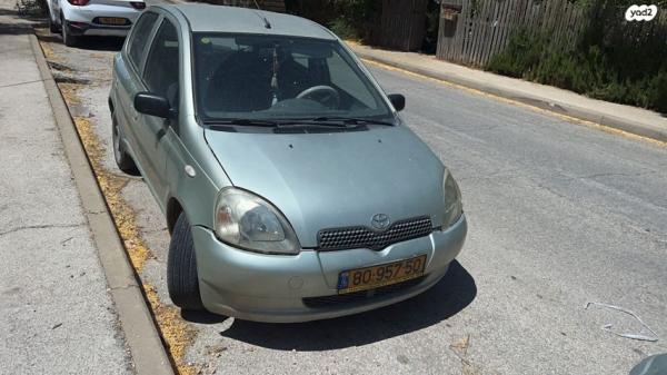 טויוטה יאריס Luna ידני 1.3 (87 כ''ס) בנזין 2003 למכירה באיתמר