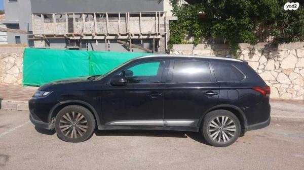 מיצובישי אאוטלנדר Instyle אוט' 7 מק' 2.0 (150 כ"ס) בנזין 2019 למכירה בחולון