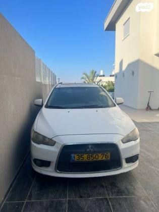 מיצובישי לנסר ספורטבק Limited אוט' 5 דל' 1.8 (140 כ"ס) בנזין 2011 למכירה בטבריה