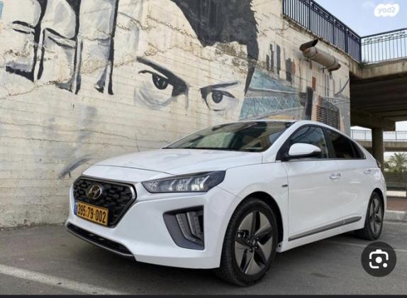 יונדאי איוניק Premium הייבריד אוט' 1.6 (141 כ"ס) בנזין 2017 למכירה ברמת גן