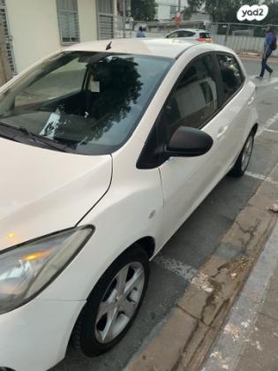 מאזדה H Dynamic אוט' 1.5 (103 כ"ס) בנזין 2014 למכירה בבת ים